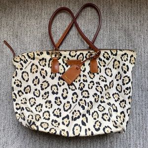 Dooney and Bourke Leopard Zippered Tote